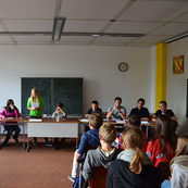 131114 Debating Lahr